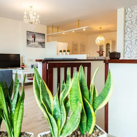 Apartament W Sierakowicach * Sierakowice (Pomerania)